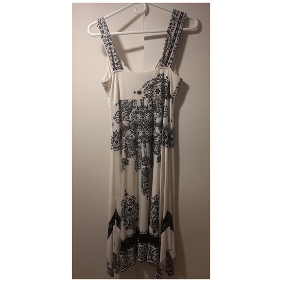 Summer Dress - Picture 3 of 3